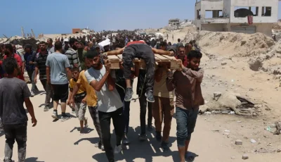 13 شخصاً قُتلوا برصاص إسرائيلي ووفاة طفلة جوعاً في غزة