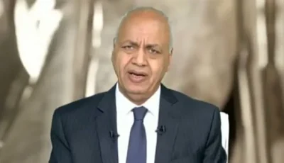 رئيس مجلس القيادة اليمني يعتبر شبكة الطرق المصرية “إعجازاً”