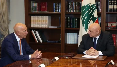 السفارة الأمريكية تقدم ردها على ورقة لبنان للمبعوث الأمريكي.