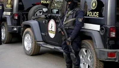 المصاب يتلقى العلاج والجهات الأمنية تقبض على المتهم.