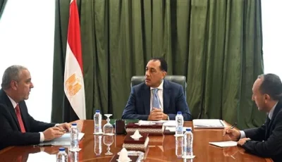 عاجل.. رئيس الوزراء يناقش مجموعة من القضايا مع رئيس الهيئة الوطنية للصحافة