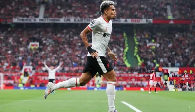 لويس دياز يطلب من ليفربول توضيح موقفه