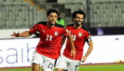 محمد صلاح ومرموش يتواجدان في قائمة أعلى 10 لاعبين من حيث الرواتب في الدوري الإنجليزي