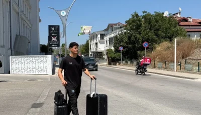 فريق بيراميدز يغادر إلى إسطنبول للتحضير لمباراة ودية أمام قاسم باشا