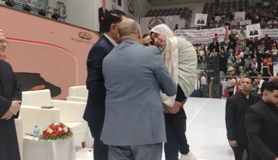 الجبهة الوطنية تُكرم طالبة من ذوي الاحتياجات الخاصة لتحقيقها 90% في الثانوية العامة