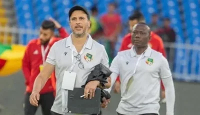 عاجل… وكيل المدرب “الطرابلسي” يوضح حقيقة مفاوضات الأهلي للتعاقد مع المدرب التونسي في فريق “ريبيرو” (خاص)