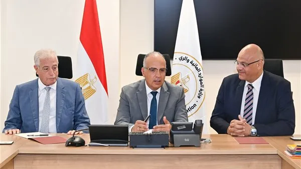 وزير الري يراقب تقدم مشاريع تحديث كورنيش القليوبية وحدائق القناطر الخيرية