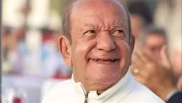 عاجل.. الفنان لطفي لبيب في وضع حرج داخل وحدة العناية المركزة.. وأشرف زكي يتابع آخر المستجدات الصحية.