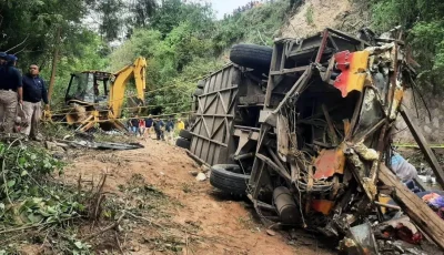 18 ضحية في حادث حافلة في جبال الأنديز في بيرو