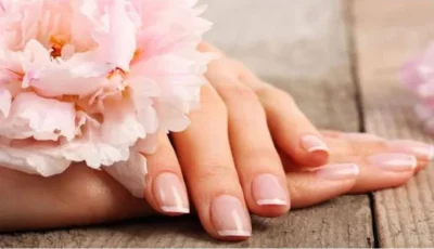 4 طرق طبيعية للحفاظ على صحة الأظافر واليدين