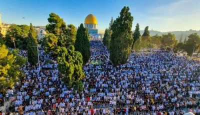 50 ألف شخص يؤدون صلاة الجمعة في المسجد الأقصى وسط إجراءات أمنية صارمة