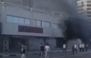 إخماد حريق كبير في مطعم بفندق معروف بالإسكندرية (صور)