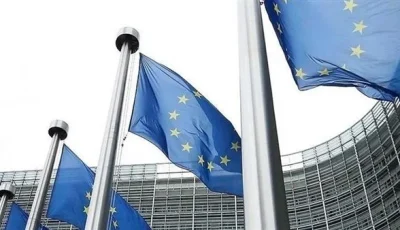 المفوضية الأوروبية تؤيد اتفاق إعادة المهاجرين رغم الاعتراضات
