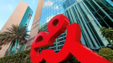 إي آند تحقق 8.8 مليار درهم في الأرباح النصفية بزيادة 60.7% بفضل صفقة «خزنة»