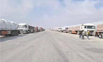 إدخال حوالي 4500 طن من المساعدات الغذائية الأساسية إلى قطاع غزة في غضون 4 أيام