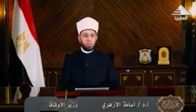 إبراهيم عليه السلام يمثل صفات أمة كاملة من الصلاح والتقوى.