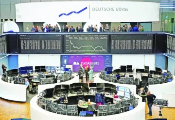 أسواق الأسهم الأوروبية تنخفض مع استمرار المستثمرين في تحليل نتائج الشركات الجديدة