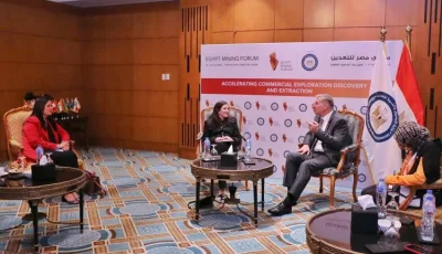 وزير البترول يجتمع مع المدير العام لشركة “أنجلو جولد أشانتي” العالمية