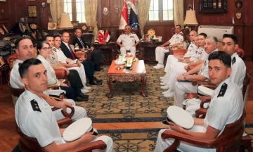 القوات البحرية تستضيف وفدًا من الأكاديمية البحرية التركية