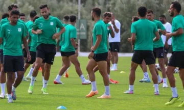 المصري البورسعيدي يستمر في تدريباته في معسكر تونس تحضيرًا للموسم المقبل.