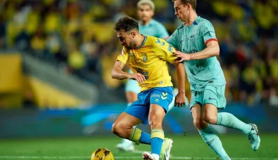 منير الحدادي يعود إلى فريقه القديم في الدوري الإسباني