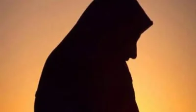 منزل الزوج أو مسكن العائلة.. أين ينبغي أن تعيش الأرملة بعد فقدان زوجها؟