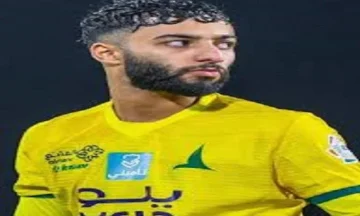 الأهلي السعودي يقترب من إتمام صفقة صالح أبو الشامات لتعزيز مركز الجناح الأيسر