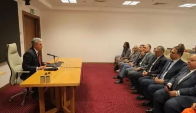 وزير السياحة والآثار يلتقي بمجموعة من السفراء المبعوثين لتمثيل مصر في الخارج