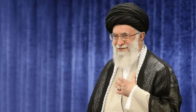 السيد الخامنئي يتحدث عن حقوق الإنسان في الولايات المتحدة: انظروا إلى أحداث سربرينيتسا.