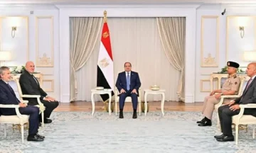 الرئيس السيسي يلتقي بوزير الدفاع الإيطالي لاستكشاف آفاق تعزيز التعاون بين مصر وإيطاليا