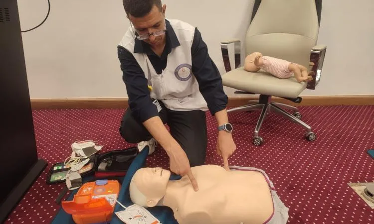 وزارة الصحة تبدأ المرحلة الرابعة من تدريب موظفي الحكومة على أجهزة الإنعاش القلبي (AED)