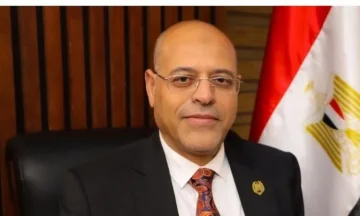 لن يُسمح بتوظيف أي أجنبي دون الحصول على تصريح قانونی