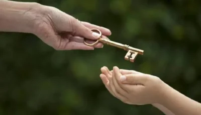 العوائد الناتجة عن هبة لأحد الأبناء… هل تُعتبر إرثًا؟
