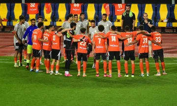 الفريق الذي يتسبب في القلق كل موسم ليس الأهلي أو الزمالك