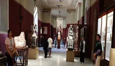 المتحف المصري يبدأ برنامج تدريب للطلاب ويستمر في تقديم خدماته الإرشادية المجانية