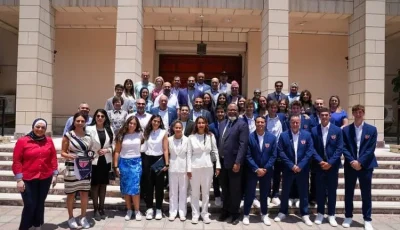 رحلة لوس أنجلوس تنطلق من القاهرة