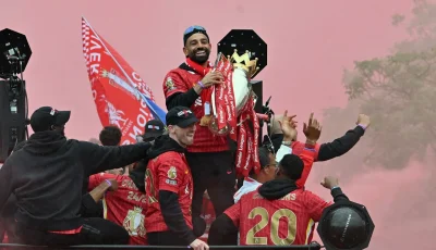 سر فوز محمد صلاح بجائزة الكرة الذهبية