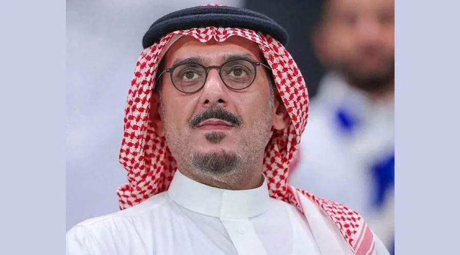 نواف بن سعد يعلن ترشحه لرئاسة الهلال والحائلي يتخلى عن الترشح لرئاسة الاتحاد.