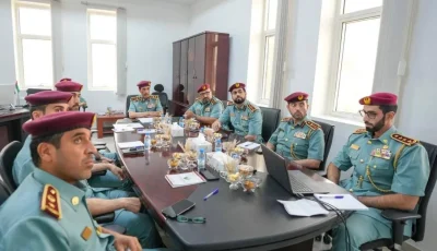 سلطان بن عبد الله يثني على التحسينات الرقمية في مراكز الشرطة