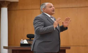 محافظ بورسعيد يتحدث عن جاهزية المحافظة لاستقبال انتخابات مجلس الشيوخ 2025