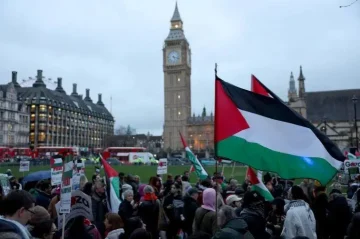 بريطانيا تحدد شرطاً للاعتراف بفلسطين في سبتمبر