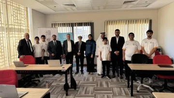 «مليحة» ترسل أعضائها الإماراتيين إلى «زويل للعلوم» في مصر