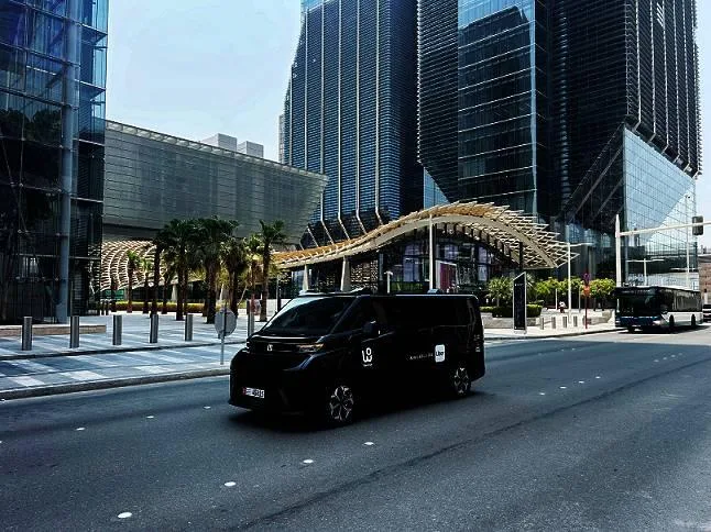 أبوظبي تزيد من استخدام سيارات الأجرة ذاتية القيادة
