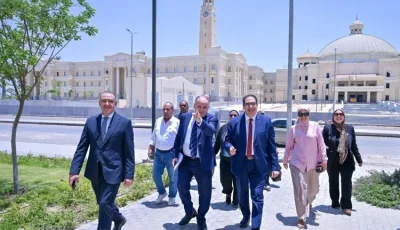 عبد الصادق يزور مقر جامعة القاهرة الأهلية في مدينة 6 أكتوبر