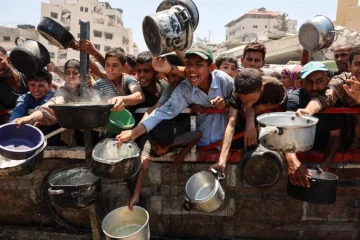 مجاعة غزة تؤدي إلى وفاة 134 فرداً، من بينهم 88 طفلاً (فيديو)