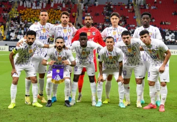 رسميًا.. فريق العين الإماراتي يتعاقد مع مدافع بنفيكا البرتغالي