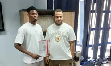 أخبار في الجول – انتقال سامادو أتدجيكو لاعب المصري إلى سموحة