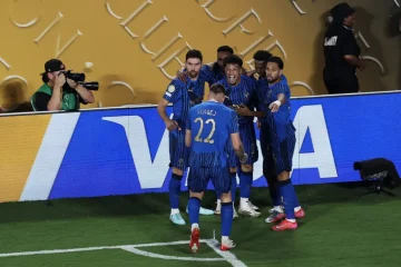 مغادرة بن نافل خسارة كبيرة، وآمل انضمام صلاح، والهلال سيتوج بكل الألقاب.