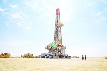 «أدنوك للحفر» تخطط لشراء «إس إل بي» في مجال خدمات النفط
