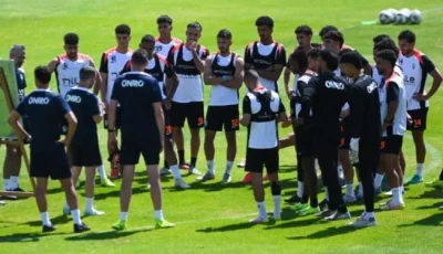 تدريبات لياقية للاعبي الزمالك خلال التمرين.. تقسيمة حماسية بين الفريقين